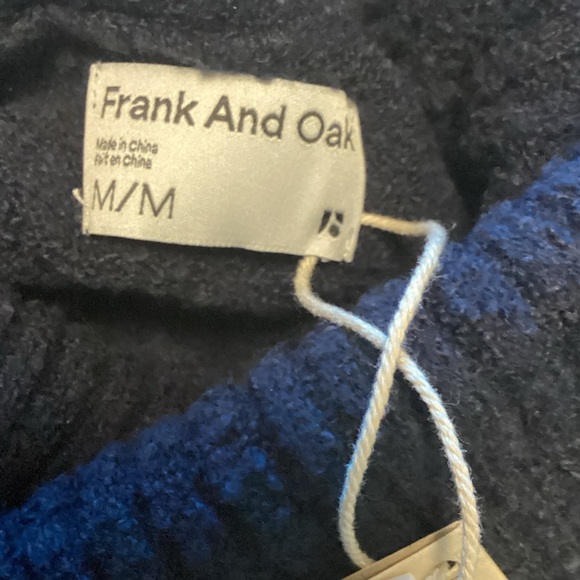 Frank and Oak The Seawool Elegant Navy Turtleneck Sweater M NWT - Picture 3 of 10